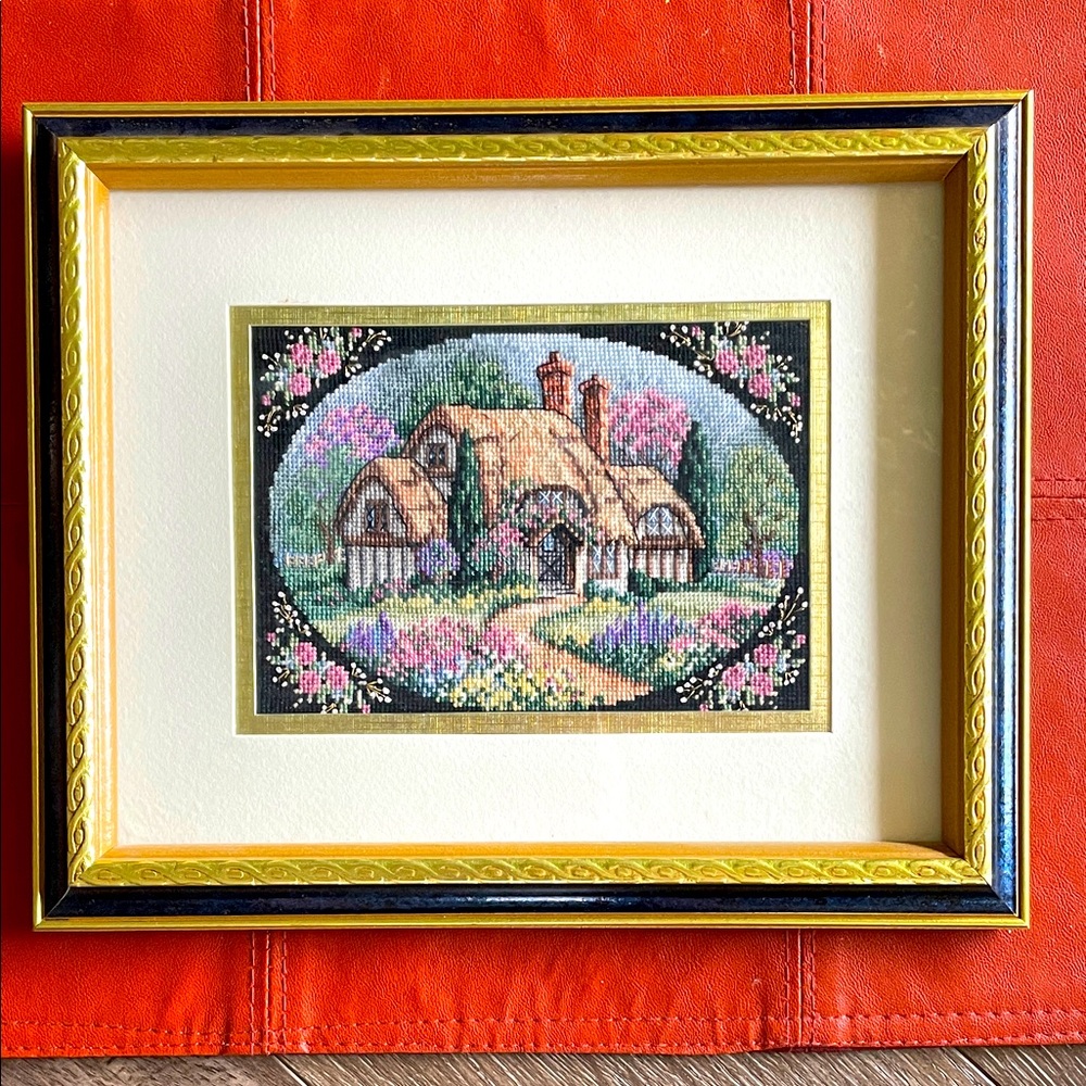 Dimensions Gold Collection #6710 Enchanted Cottage